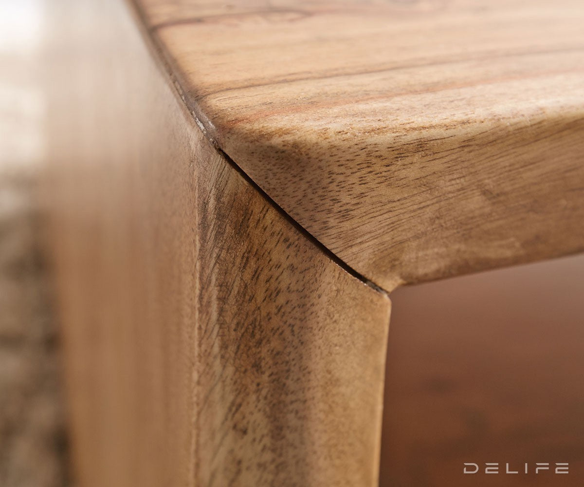 Klubska mizica Live-Edge, Material: Akacija