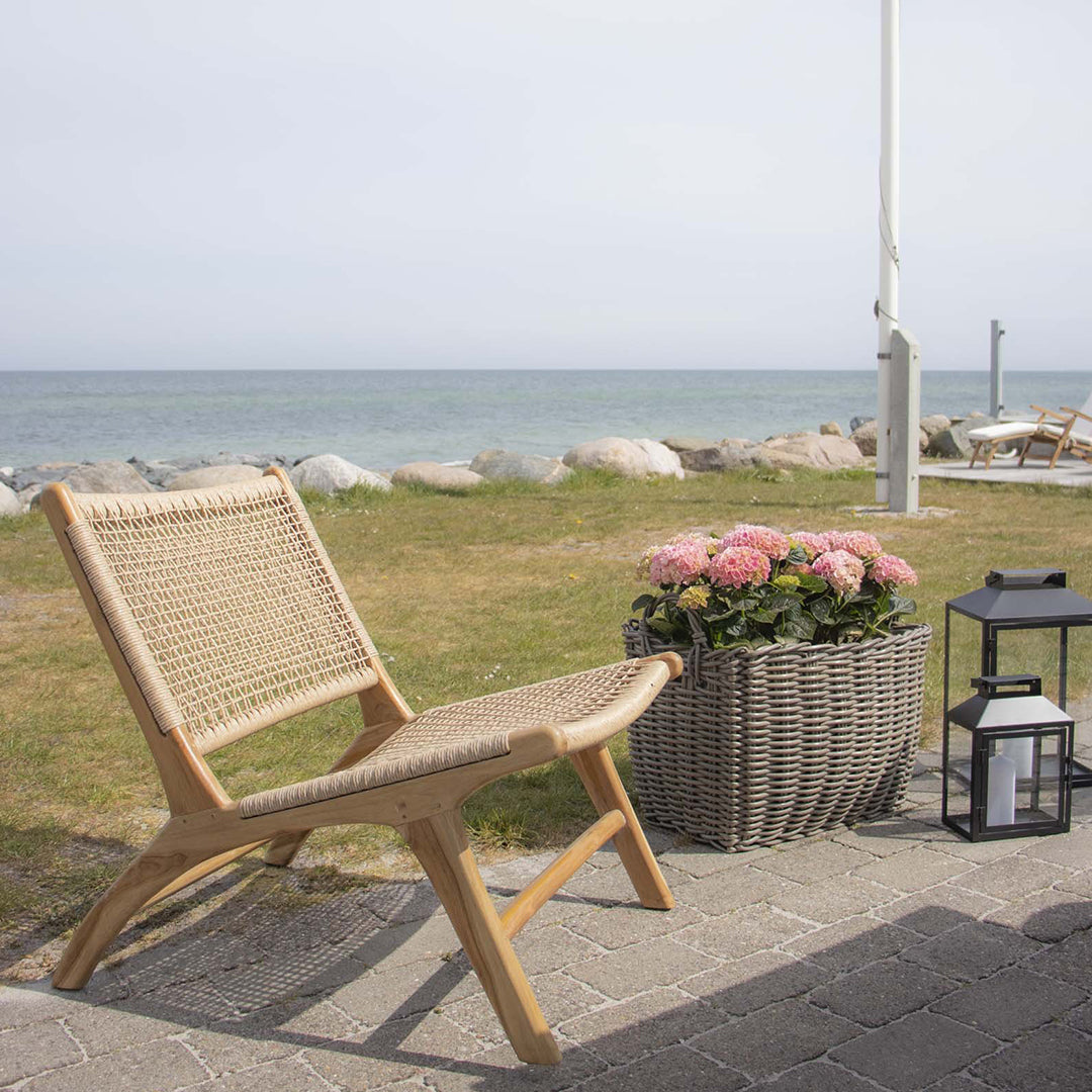 Derby fotelj, material: tikovina