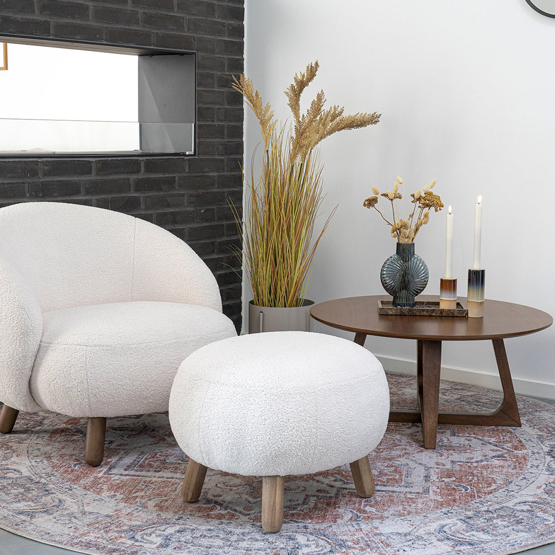 Klubska mizica Hellerup, Material: MDF, orehov furnir