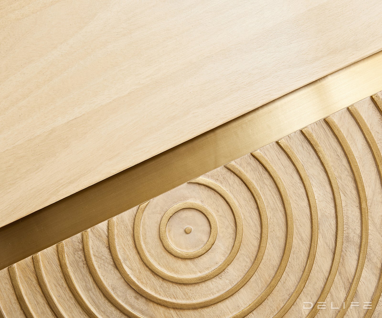 Klubska mizica Budaya, Material: Mango