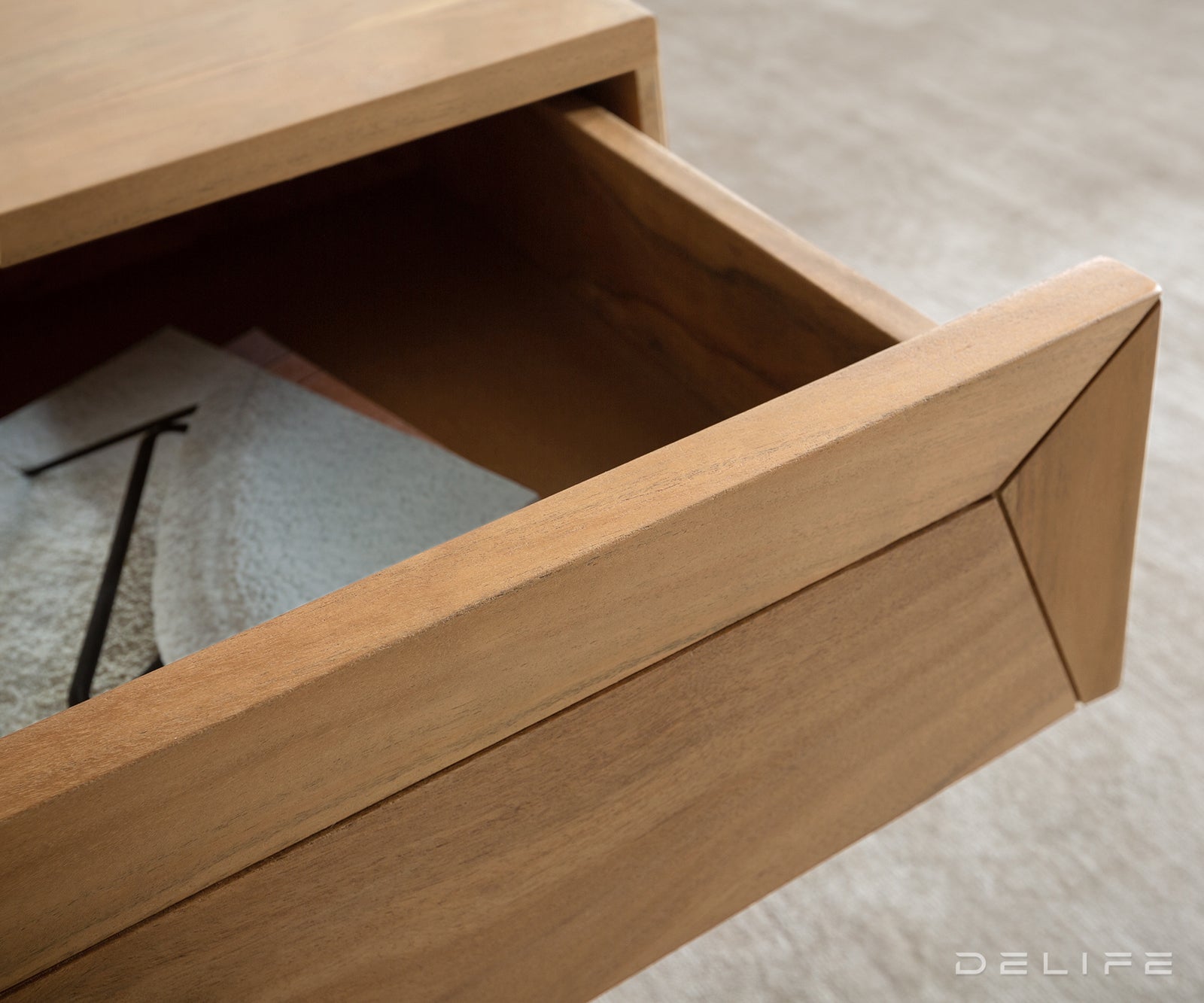 Klubska mizica Kayu 60x60x40cm, Material: akacija