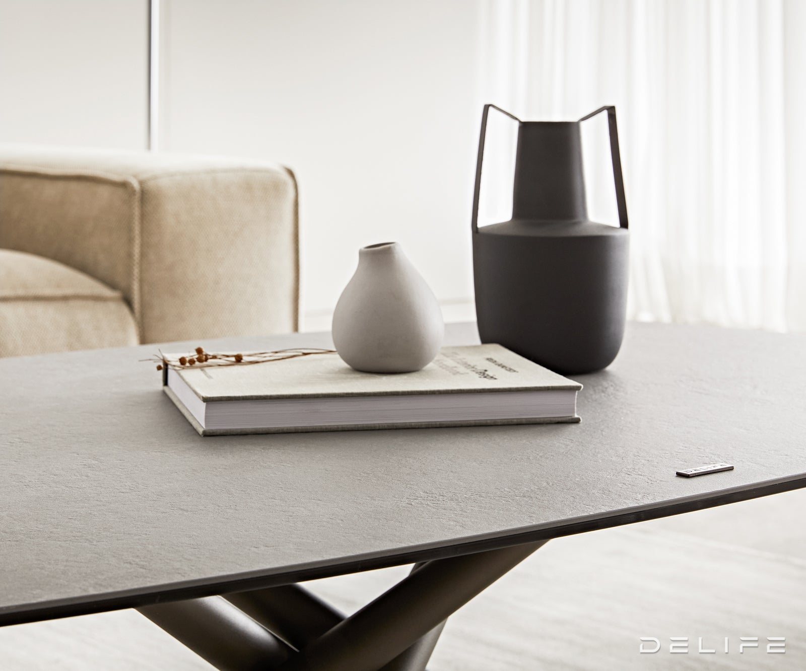 Klubska mizica Sarita 120x70cm, Material: Keramika Aspetto Concreto 