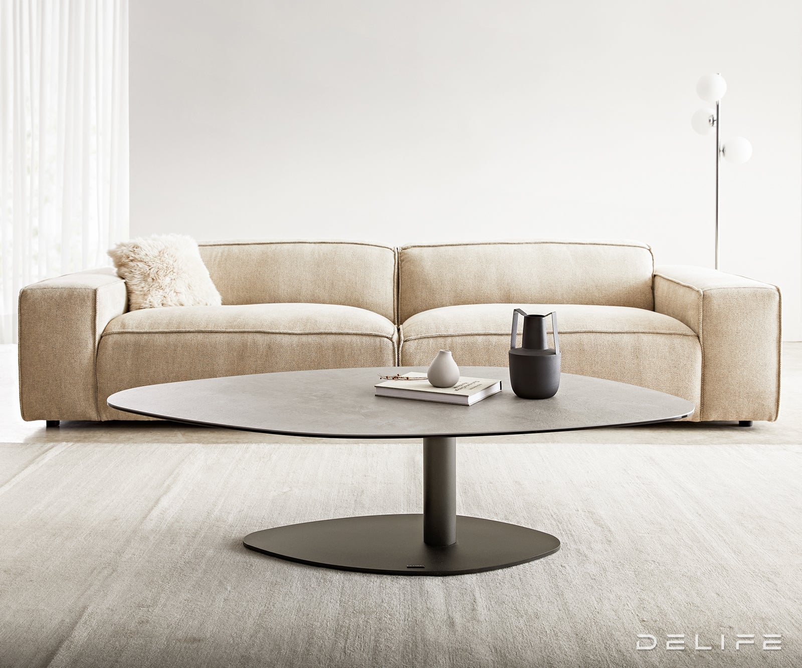 Klubska mizica Vibana 140x80cm, Material: keramika Aspetto Concreto