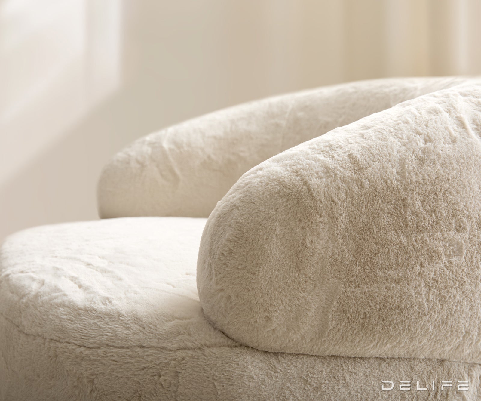 Fotelja Nova 88x88cm, Materijal: Pliš Rebrasta Tkanina