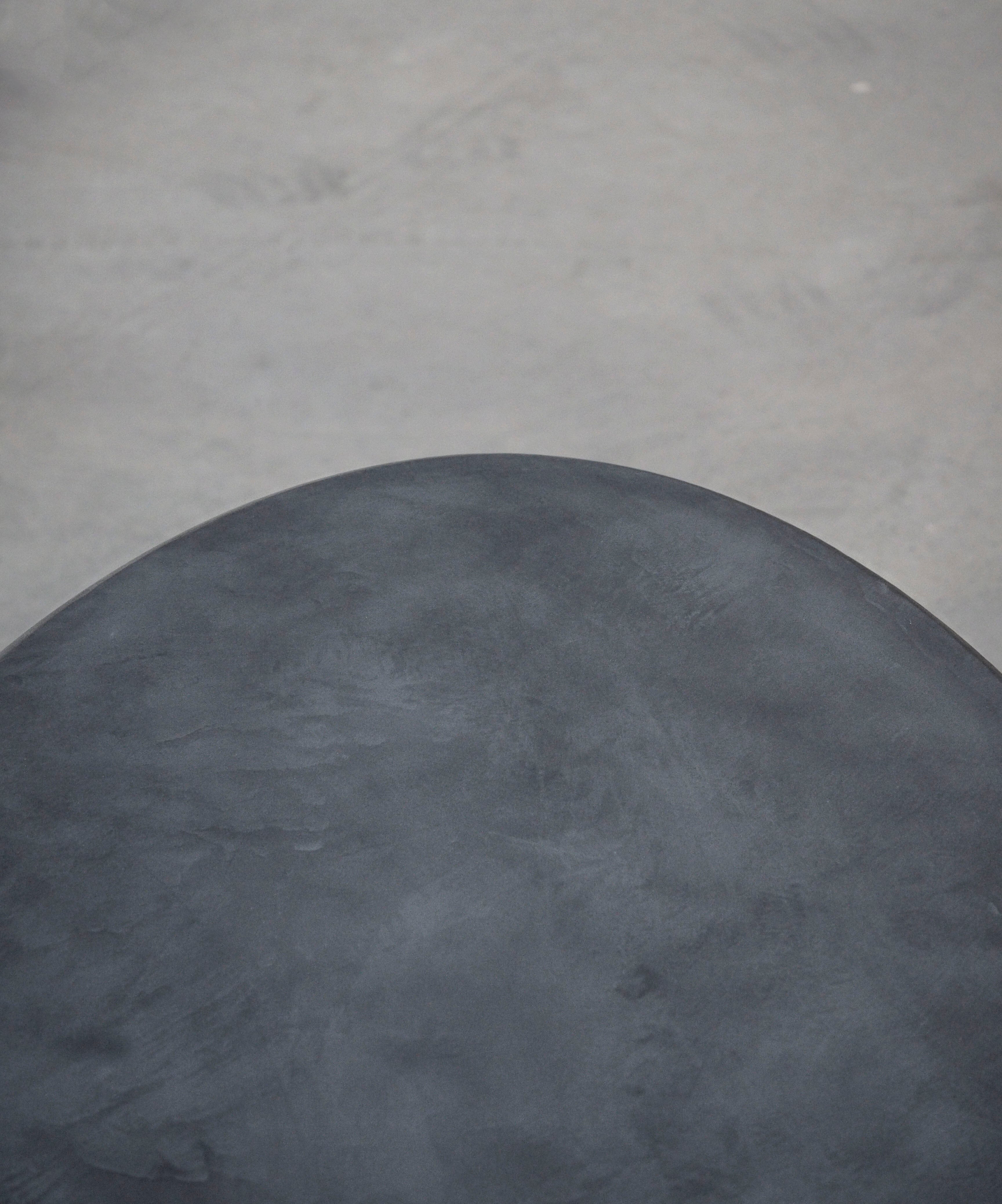 Klubska mizica Maana